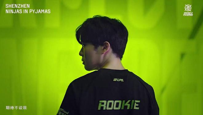 Kaiyun官网大比分获胜首场状态出色，TL观众沸腾！，Rookie重返赛场再创辉煌时刻的简单介绍