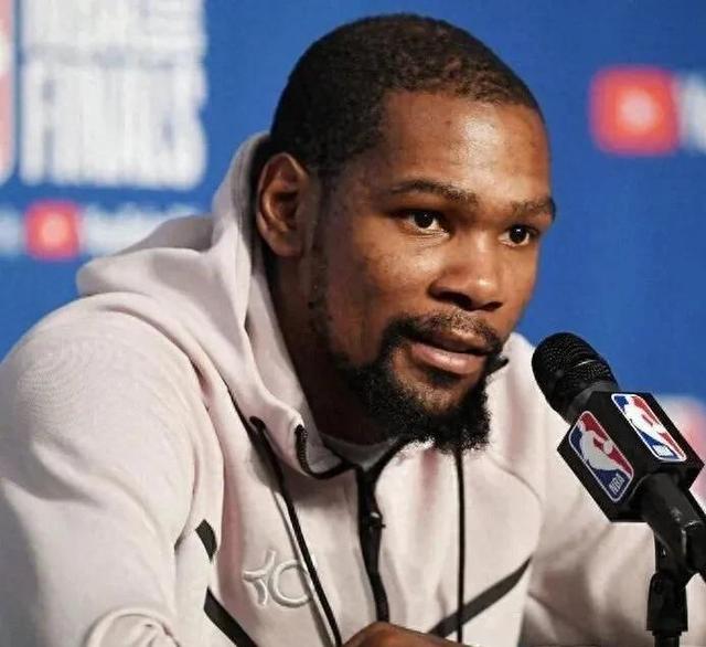 Kaiyun Sports下载杜兰特新星险胜表现突出，美国队前途光明！引发球迷热议的简单介绍