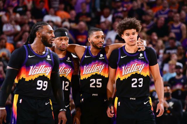 开云体育登录国际比赛日国王杯传出新动向，菲尼克斯太阳更衣室发声，管理层表态：质疑声仍在，医务组通报恢复的简单介绍